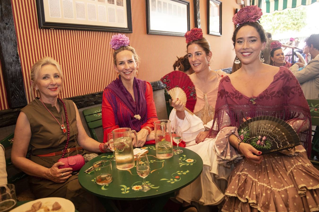 Isabel Romero, Rocío Romero, Reyes Melgarejo y Julia Olmos. ROCÍO RUZ