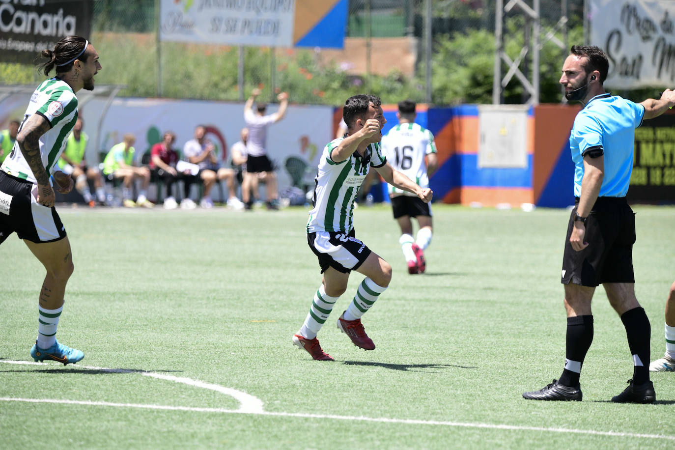 Las brillantes imágenes del Panadería Pulido - Córdoba CF