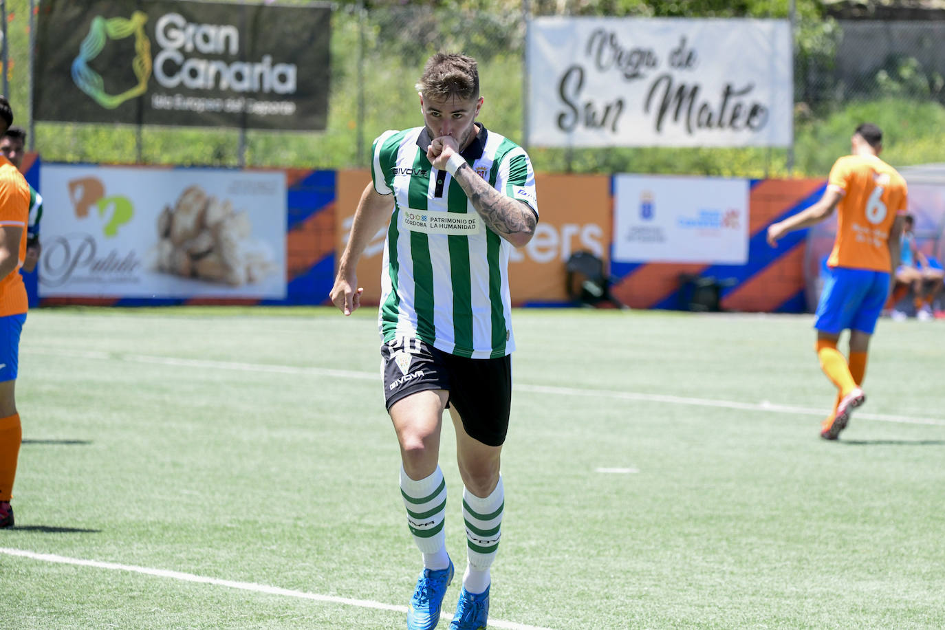 Las brillantes imágenes del Panadería Pulido - Córdoba CF