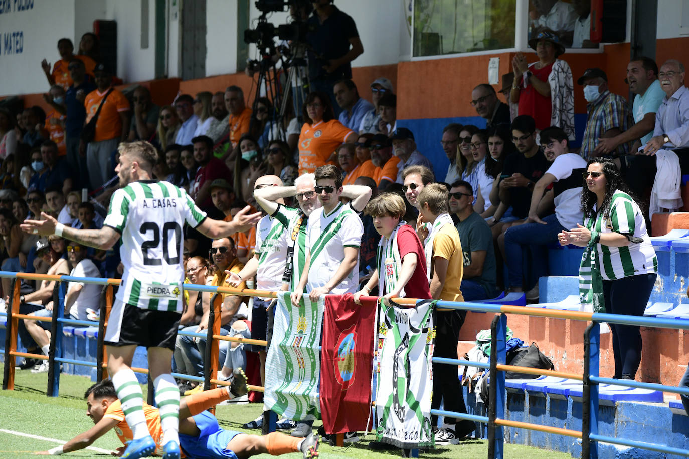 Las brillantes imágenes del Panadería Pulido - Córdoba CF