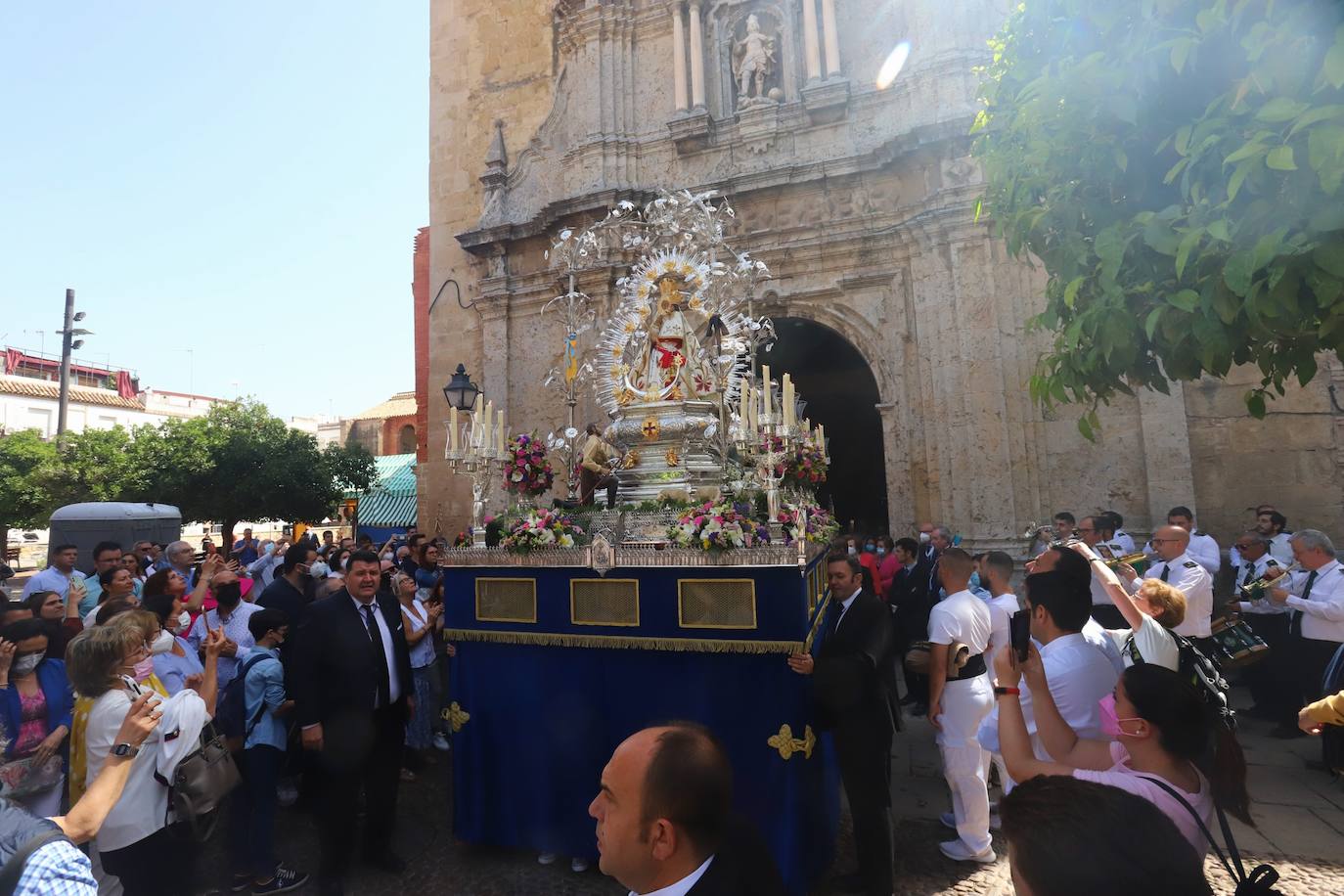 La procesión de la Virgen de la Cabeza en Córdoba, en imágenes