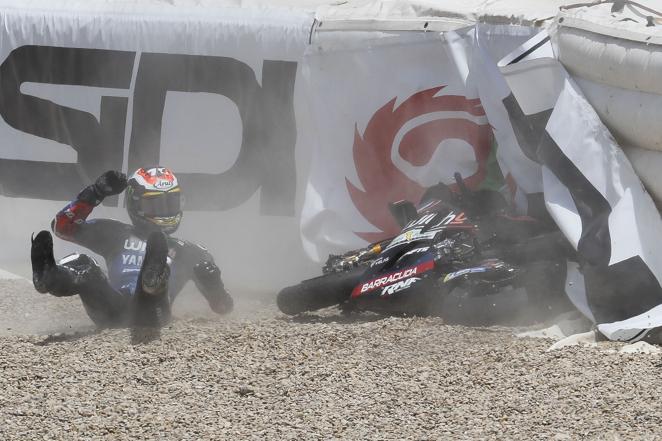 FOTOS: La espectacular caída de Binder en MotoGP Jerez 2022