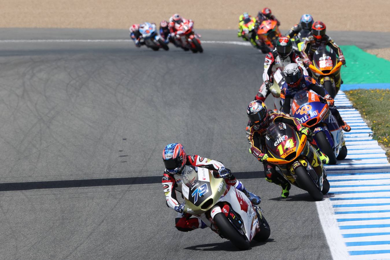 GALERÍA: Las fotos de la carrera de Moto 2 en Jerez