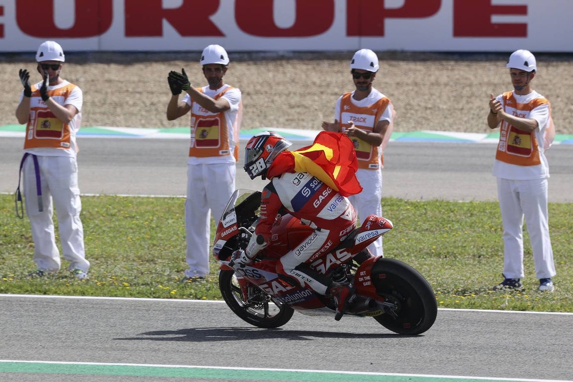 GALERÍA: La carrera de Moto 3 en el Circuito de Jerez