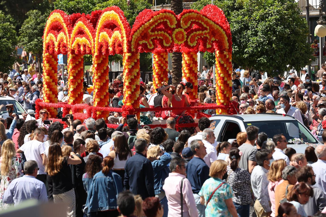 La espectacular Batalla de las Flores de Córdoba 2022, en imágenes