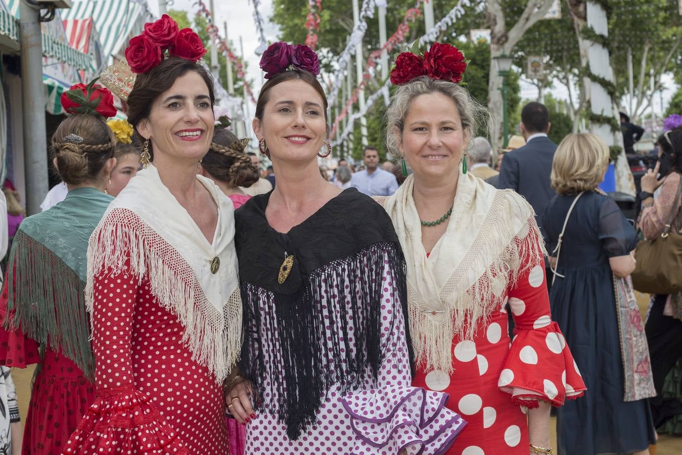 Asistentes al real en el miércoles de la Feria de Sevilla 2022. ROCÍO RUZ