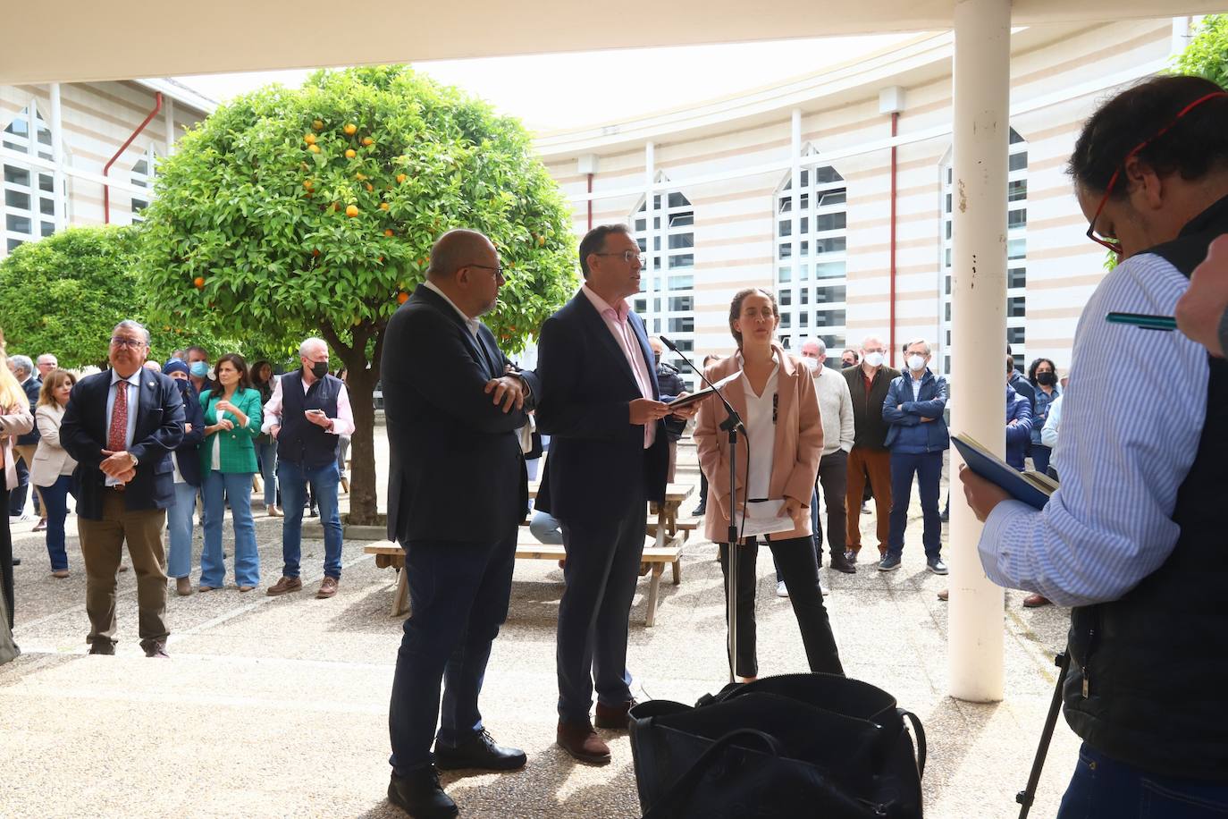 Los equipos de los candidatos a rector de la Universidad de Córdoba, en imágenes