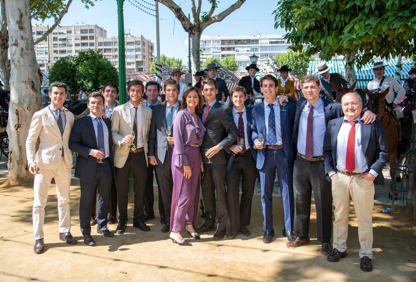 Ambiente durante el viernes de la Feria de Sevilla 2022. CRISTINA GÓMEZ