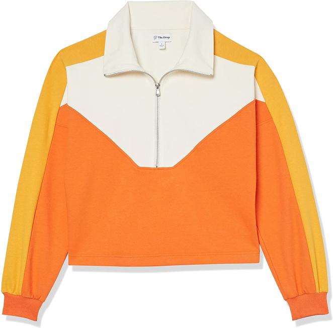 Sudadera. Para quienes entrenan al aire libre o tienen frío en el gimnasio por la baja temperatura, la sudadera de la imagen la puedes encontrar en nueva colección de Amazon. Además, está disponible en más colores y van conjuntos con unos shorts.