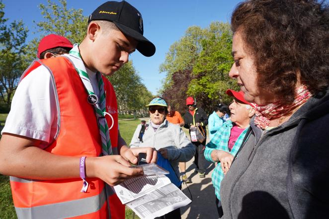 A las nueve de la  mañana, empezaban la marcha los primeros inscritos con patrocinio