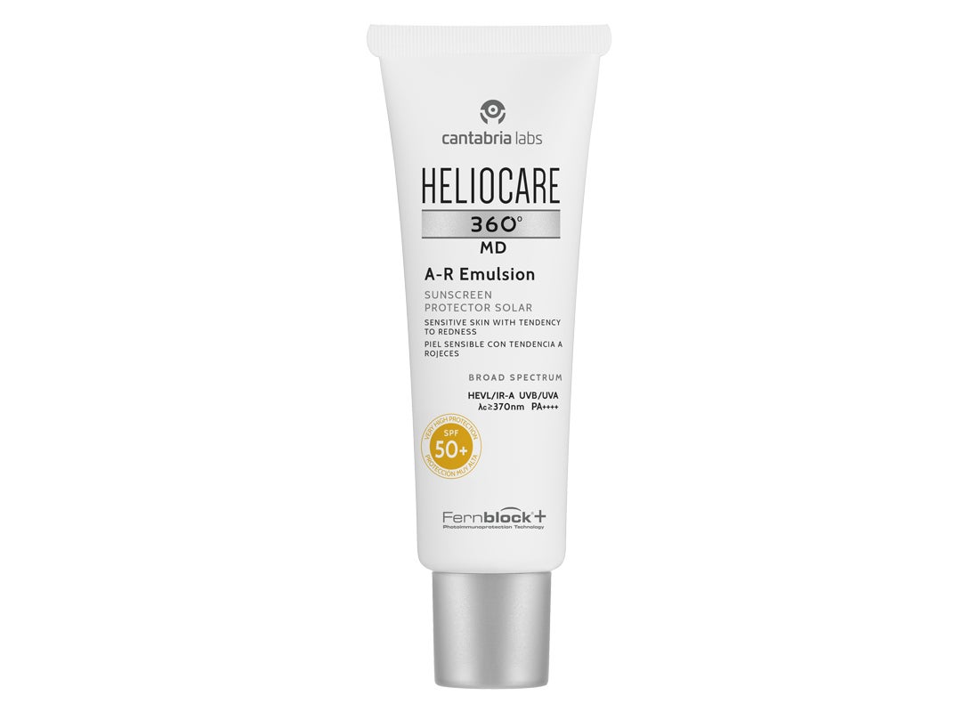 Heliocare 360º MD A-R Emulsión SPF50+ de Cantabria Labs. Fotoprotector de amplio espectro que protege frente a todas las radiaciones (UVB, UVA, Visible, IR-A y la luz azul) y está específicamente formulado para las pieles sensibles con tendencia al enrojecimiento. Su fórmula incluye filtros minerales y organominerales y la tecnología patentada por Cantabria Labs, Fernblock®+, un exclusivo extracto con una potente acción protectora, antioxidante y reparadora. (29,40 €).
