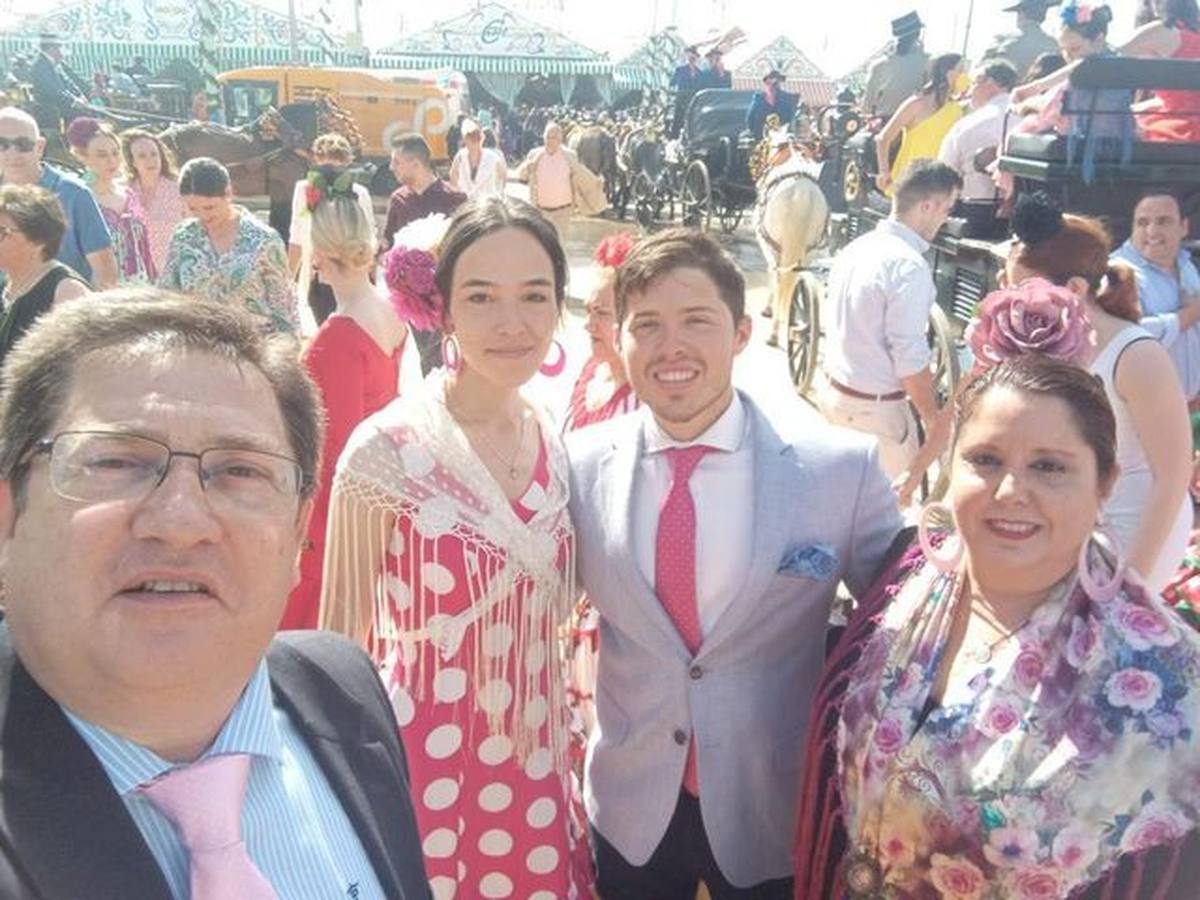 Foto de los lectores de ABC de la Feria de Sevilla 2022. ABC