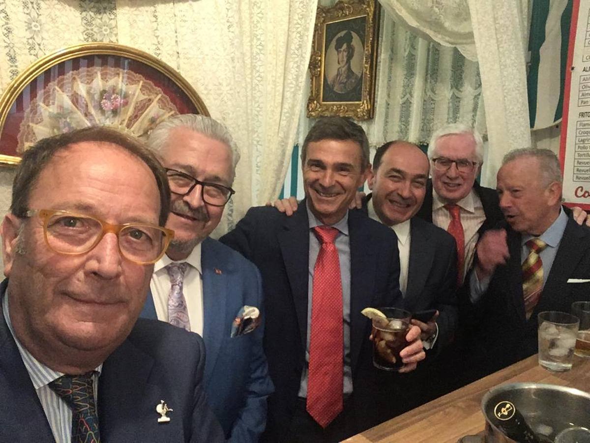 Foto de los lectores de ABC de la Feria de Sevilla 2022. ABC