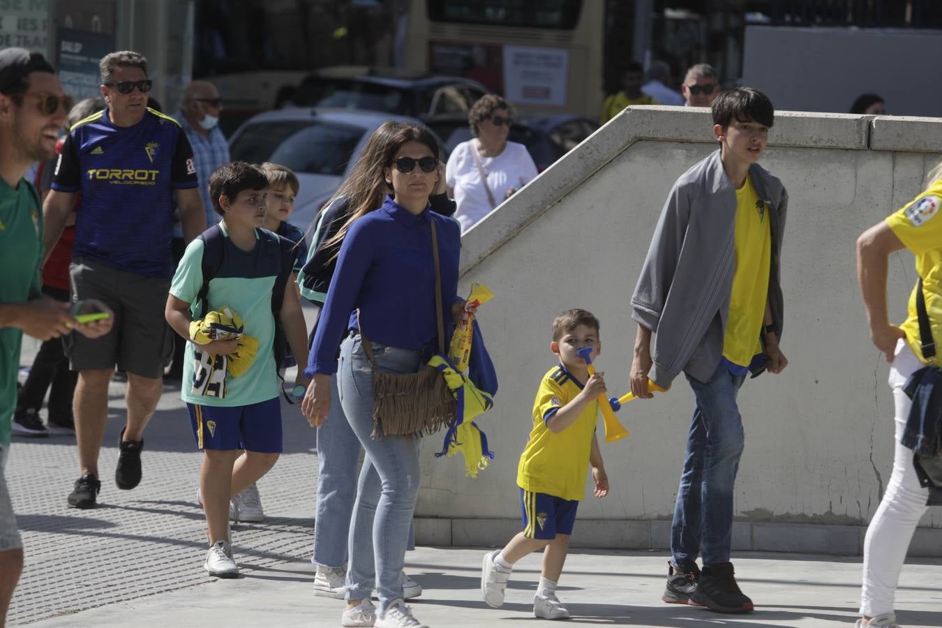 Búscate en el Cádiz-Elche