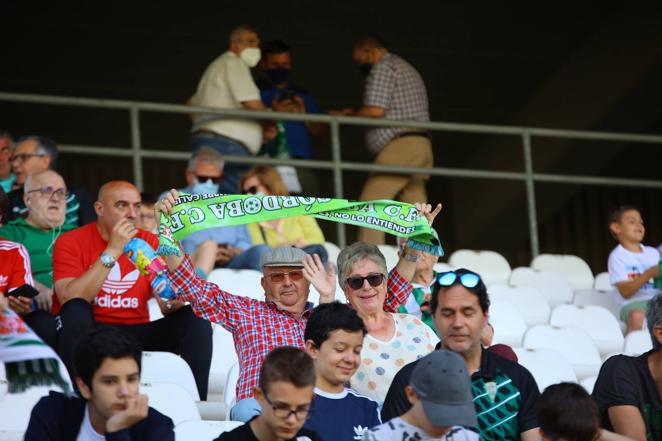 El ambiente y las mejores jugadas Córdoba CF - AD Ceuta en El Arcángel, en imágenes