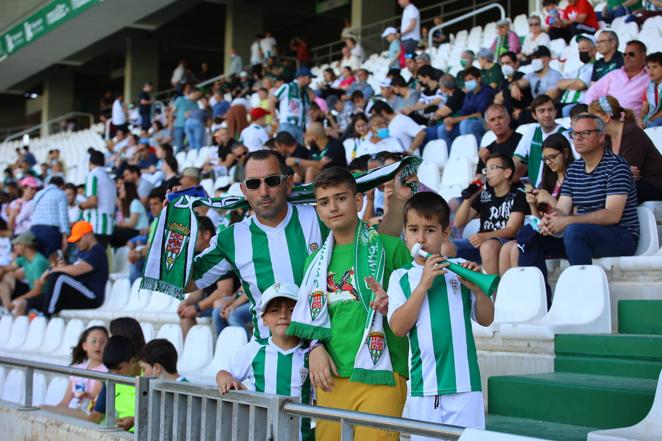 El ambiente y las mejores jugadas Córdoba CF - AD Ceuta en El Arcángel, en imágenes