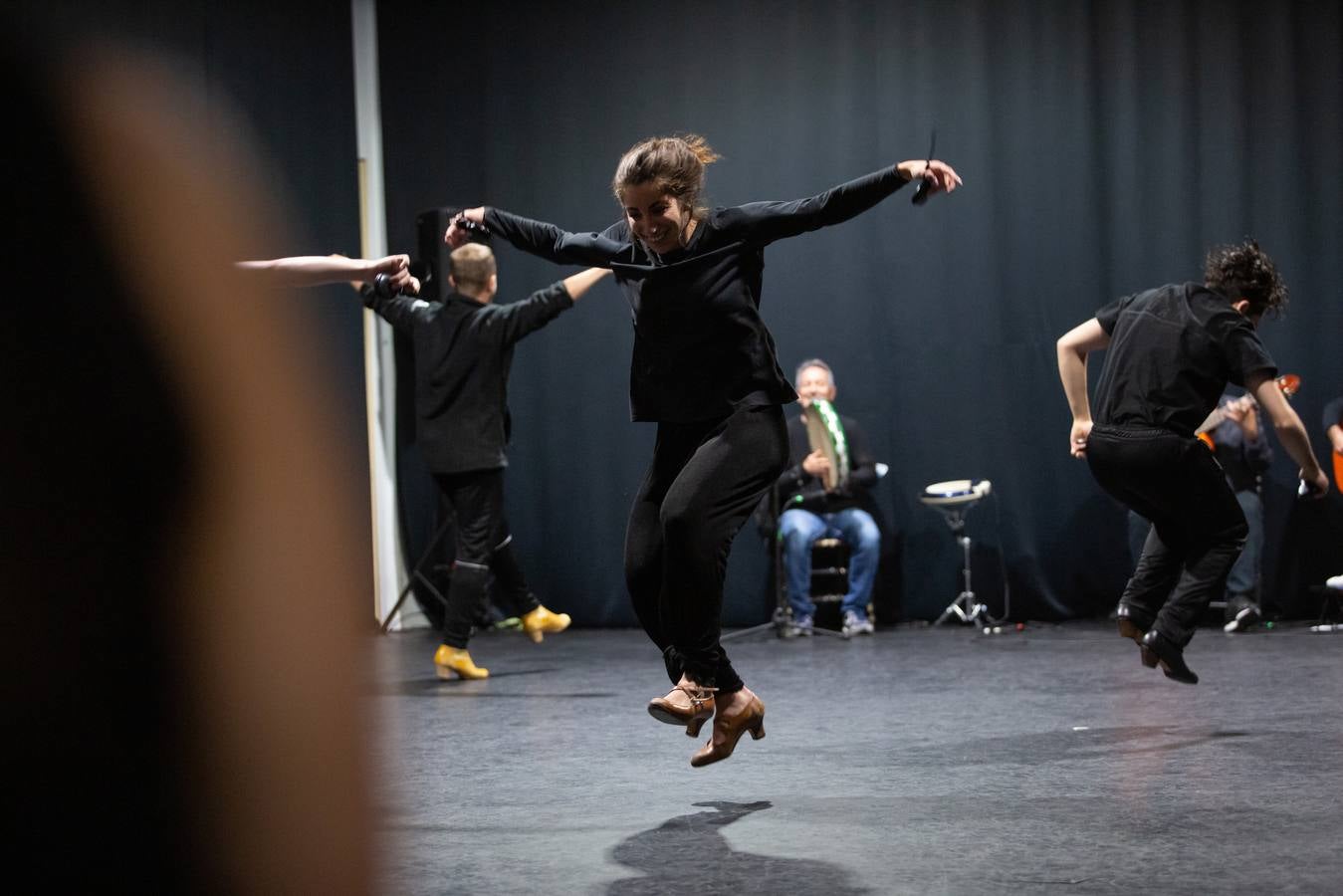 Masterclass del Ballet Flamenco de Andalucía con alumnos de Secundaria. VANESSA GÓMEZ