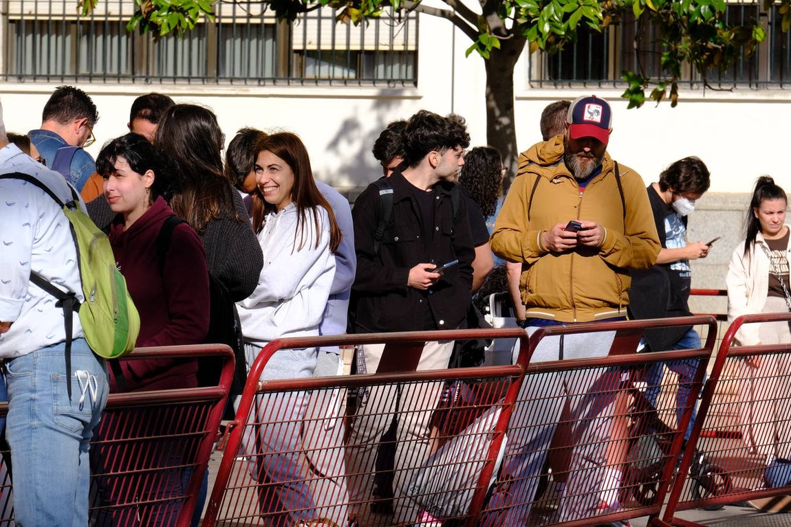 Fotos: los primeros que han comprado su entrada para el COAC 2022