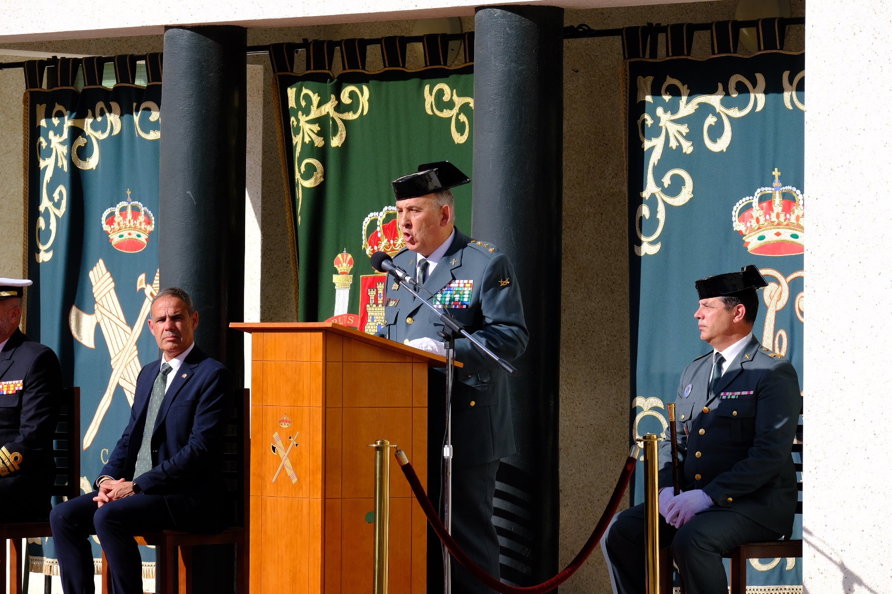 En imágenes: La Guardia Civil celebra su aniversario en Cádiz