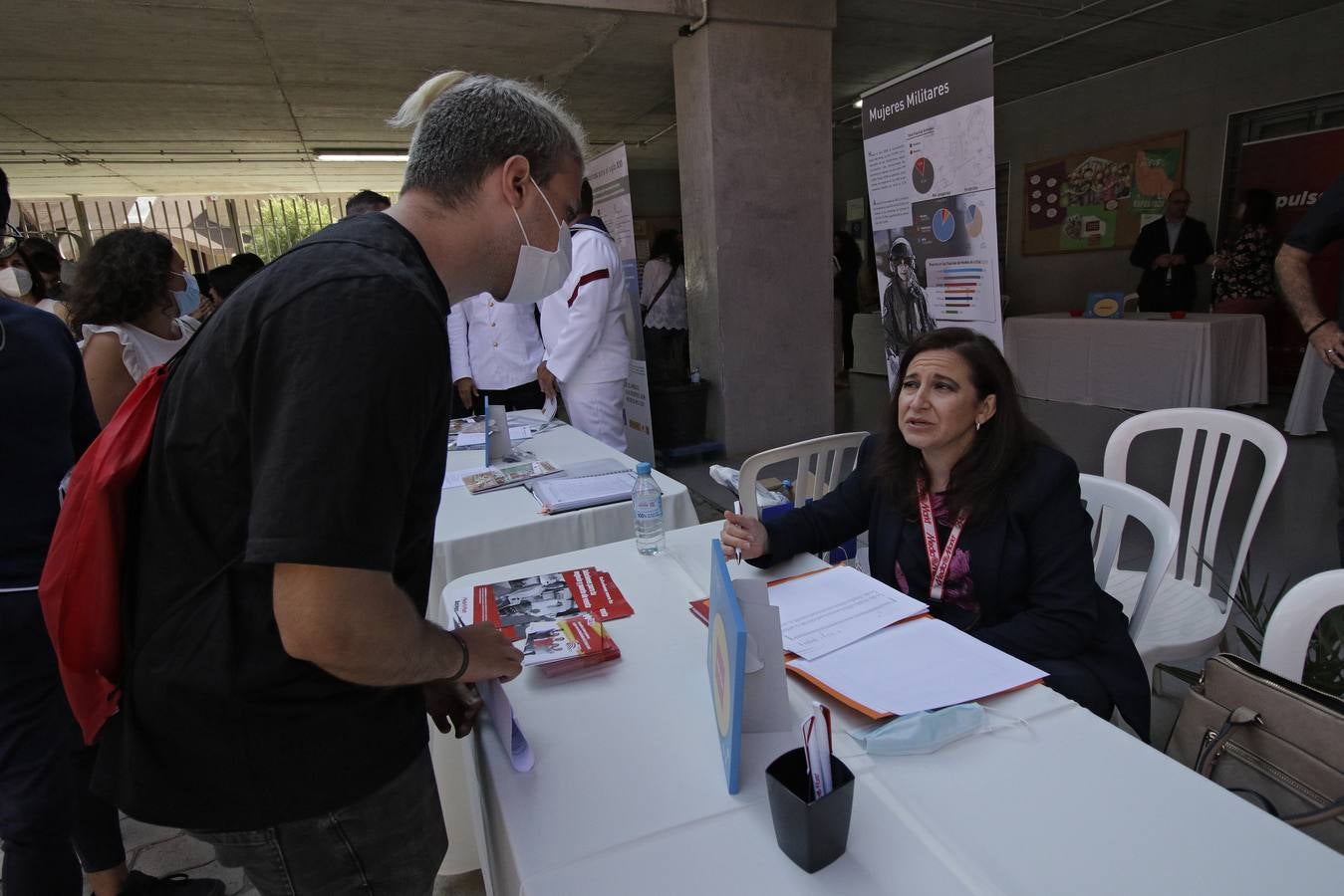 Feria de Empleo del Polígono Sur de Sevilla. JUAN FLORES