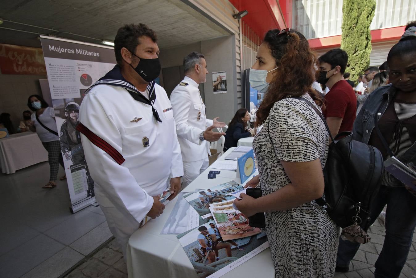 Feria de Empleo del Polígono Sur de Sevilla. JUAN FLORES