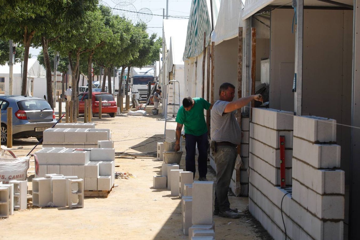 Los preparativos de la Feria de Córdoba, en imágenes