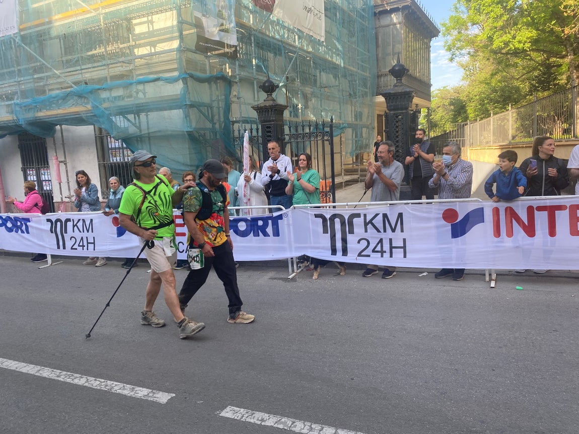 En imágenes: Así ha sido la vuelta de los 101 km en 24 horas de La Legión