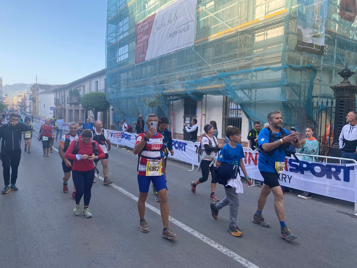 En imágenes: Así ha sido la vuelta de los 101 km en 24 horas de La Legión