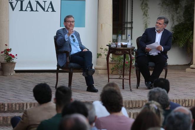 El Foro Cultural de ABC Córdoba con Santiago Posteguillo, en imágenes