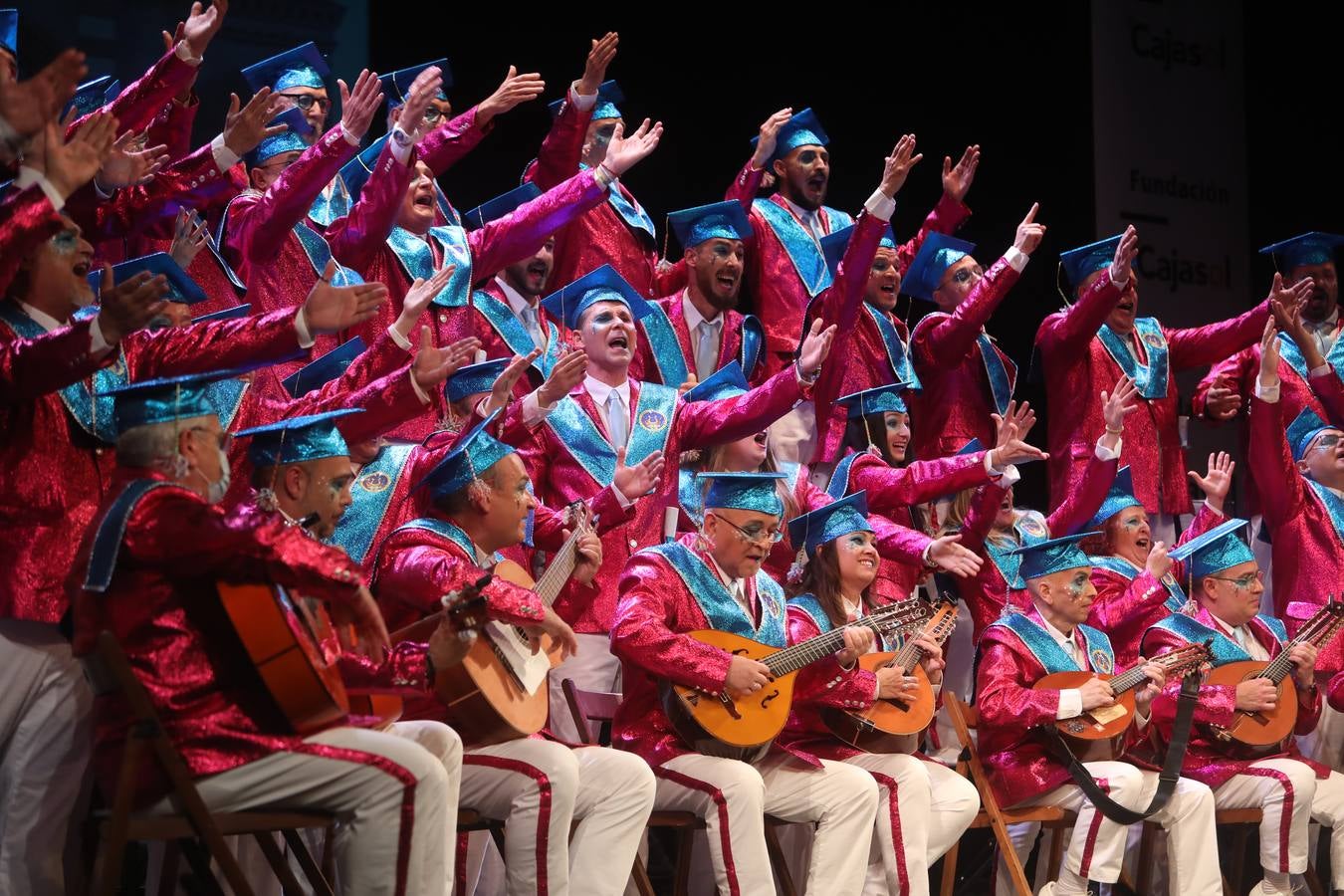 Fotos: Coro &#039;Carrera oficial&#039; en el COAC 2022. Carnaval de Cádiz