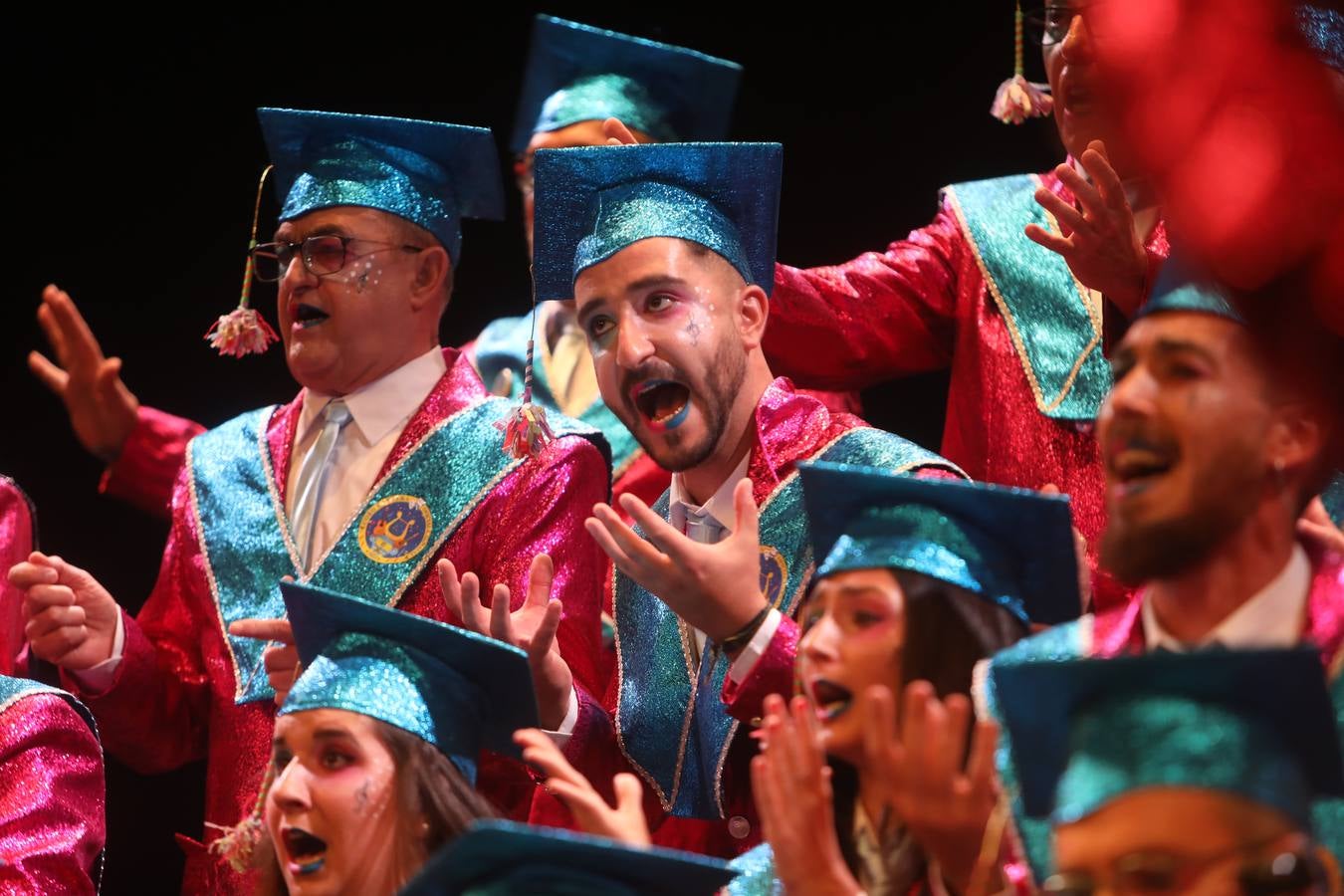 Fotos: Coro &#039;Carrera oficial&#039; en el COAC 2022. Carnaval de Cádiz