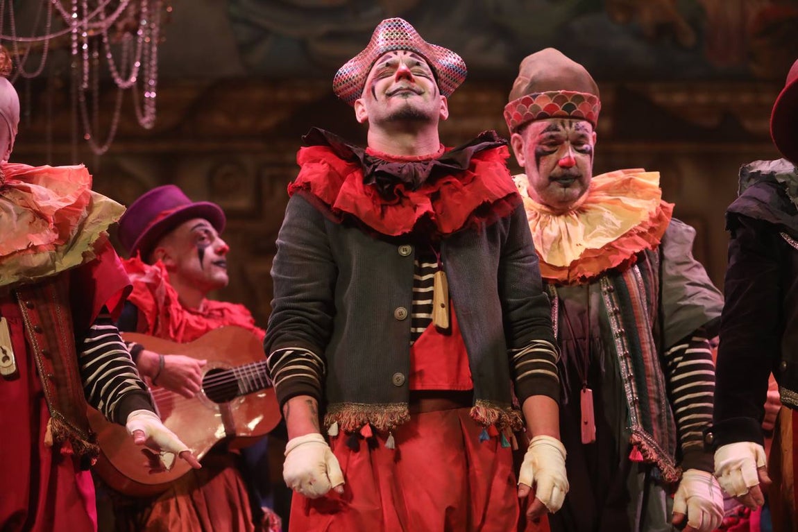 FOTOS: Comparsa &#039;Los sumisos&#039; de Martínez Ares en el COAC 2022. Carnaval de Cádiz