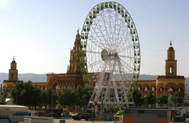 La evolución de la portada de la Feria de Córdoba en el Arenal, en imágenes