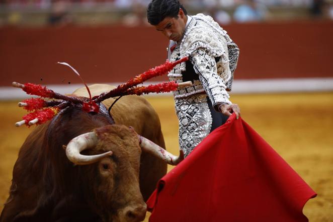 La primera corrida de toros de la Feria de Córdoba, en imágenes