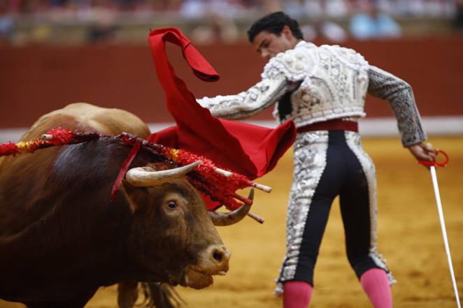 La primera corrida de toros de la Feria de Córdoba, en imágenes