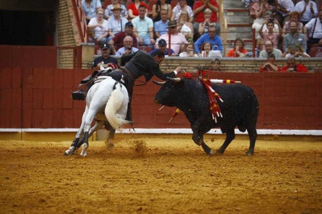 La primera corrida de toros de la Feria de Córdoba, en imágenes