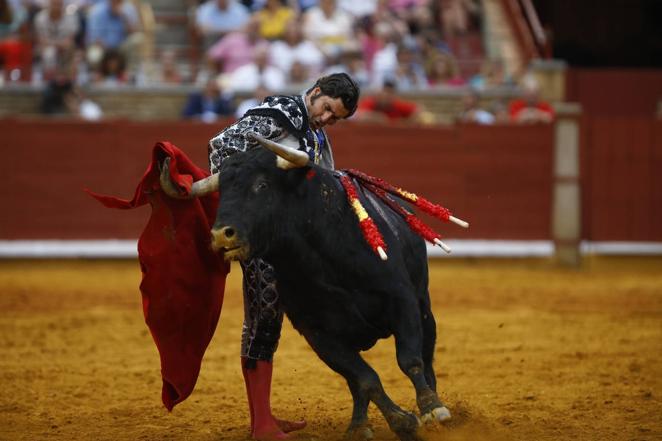 La primera corrida de toros de la Feria de Córdoba, en imágenes