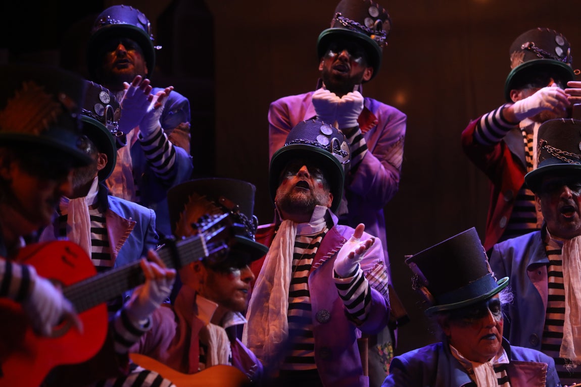 Fotos: Coro &#039;Los dueños de Cádiz&#039; en el COAC 2022. Carnaval de Cádiz