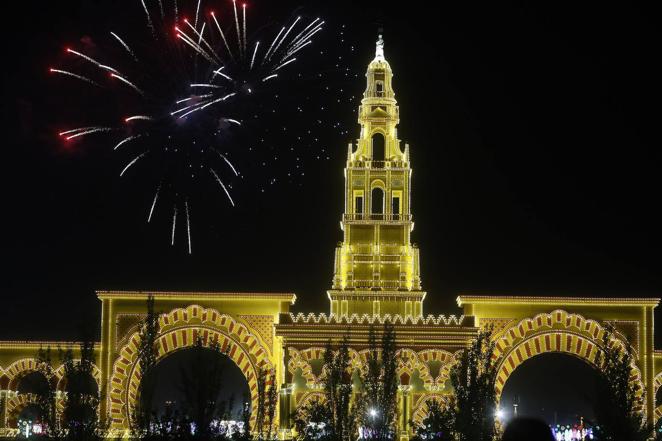 El encendido del alumbrado de la Feria de Córdoba 2022, en imágenes