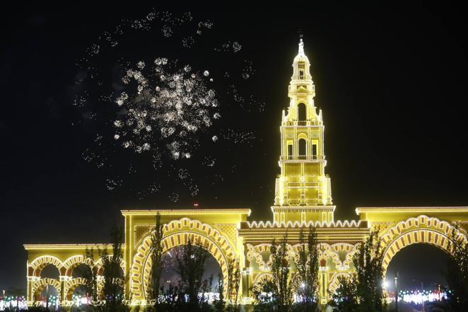 El encendido del alumbrado de la Feria de Córdoba 2022, en imágenes