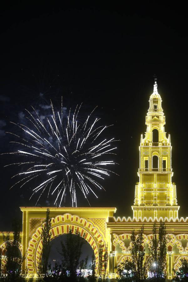 El encendido del alumbrado de la Feria de Córdoba 2022, en imágenes