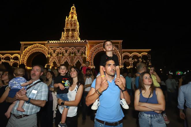 El encendido del alumbrado de la Feria de Córdoba 2022, en imágenes