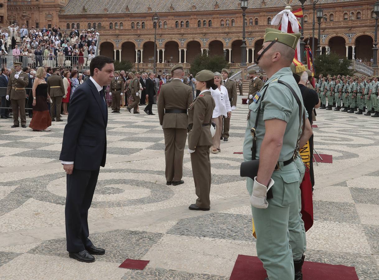 En imágenes, jura de bandera en la Plaza España