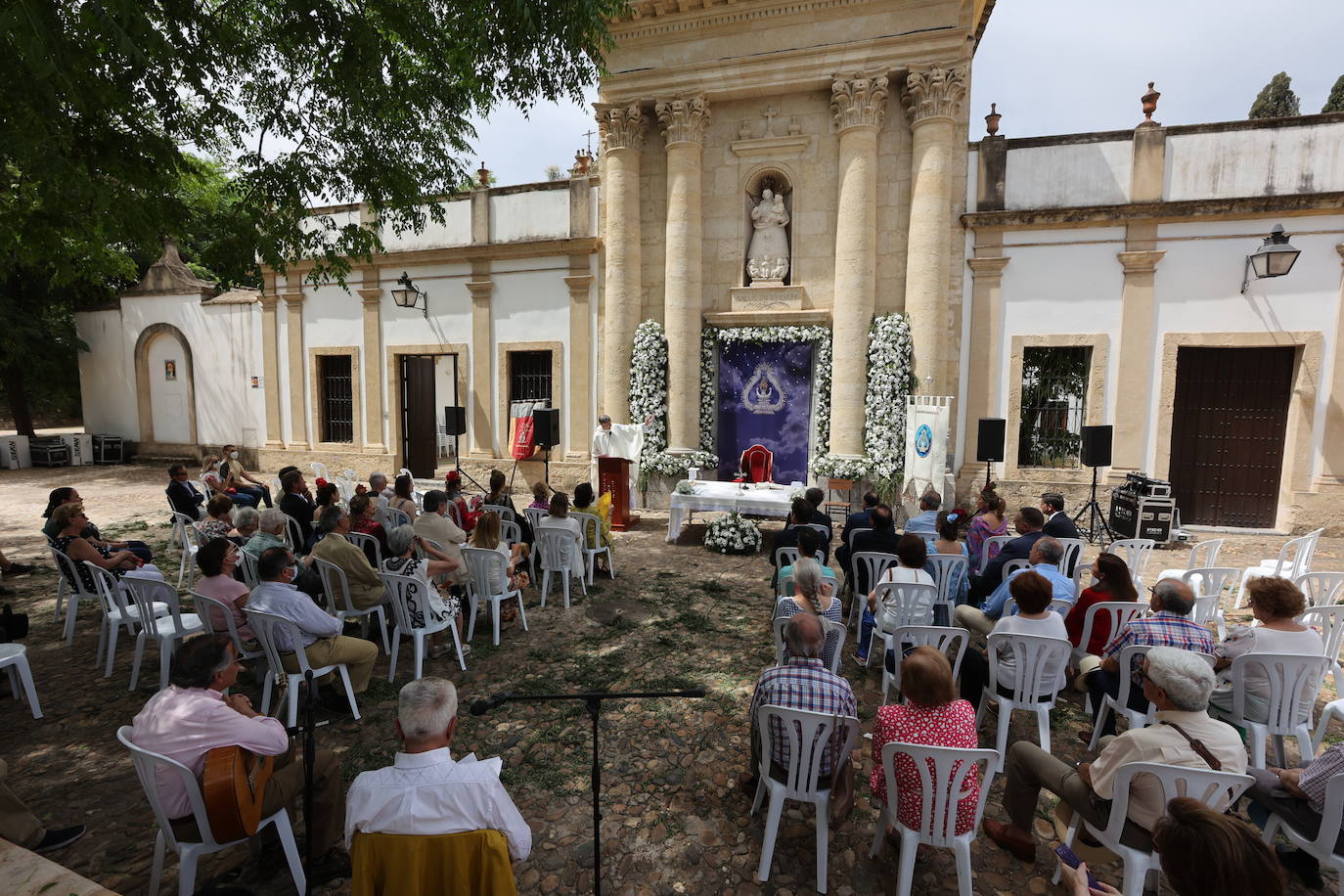 La Misa de la Virgen de la Salud de Córdoba, en imágenes