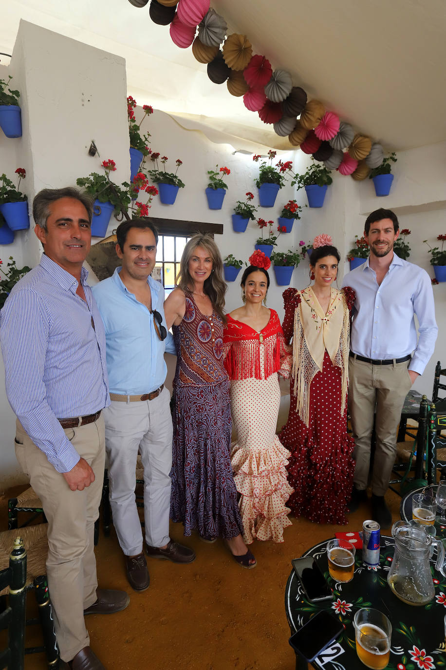 El espectacular ambiente en las casetas este domingo en la Feria de Córdoba, en imágenes