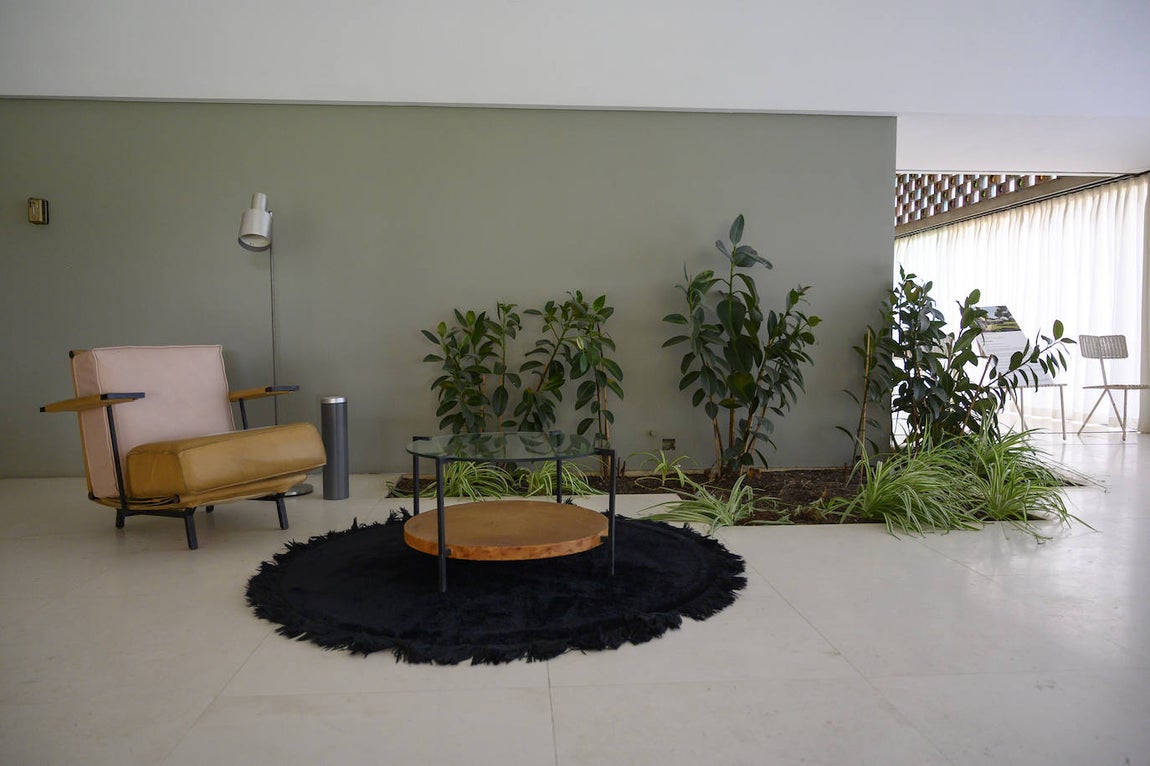 La Casa Gomis, oasis para la creación y refugio vanguardista