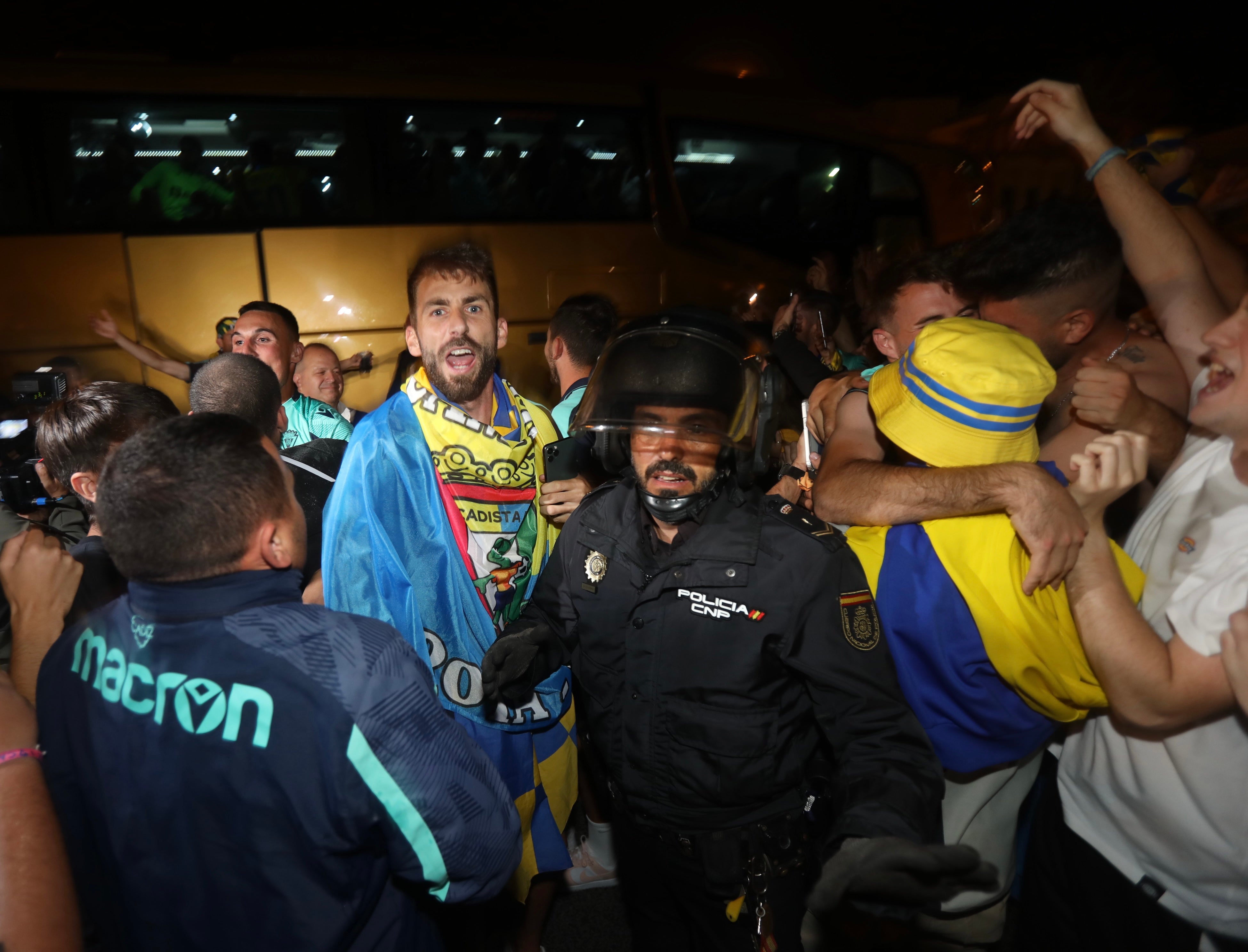 La celebración del Cádiz CF con su afición en imágenes