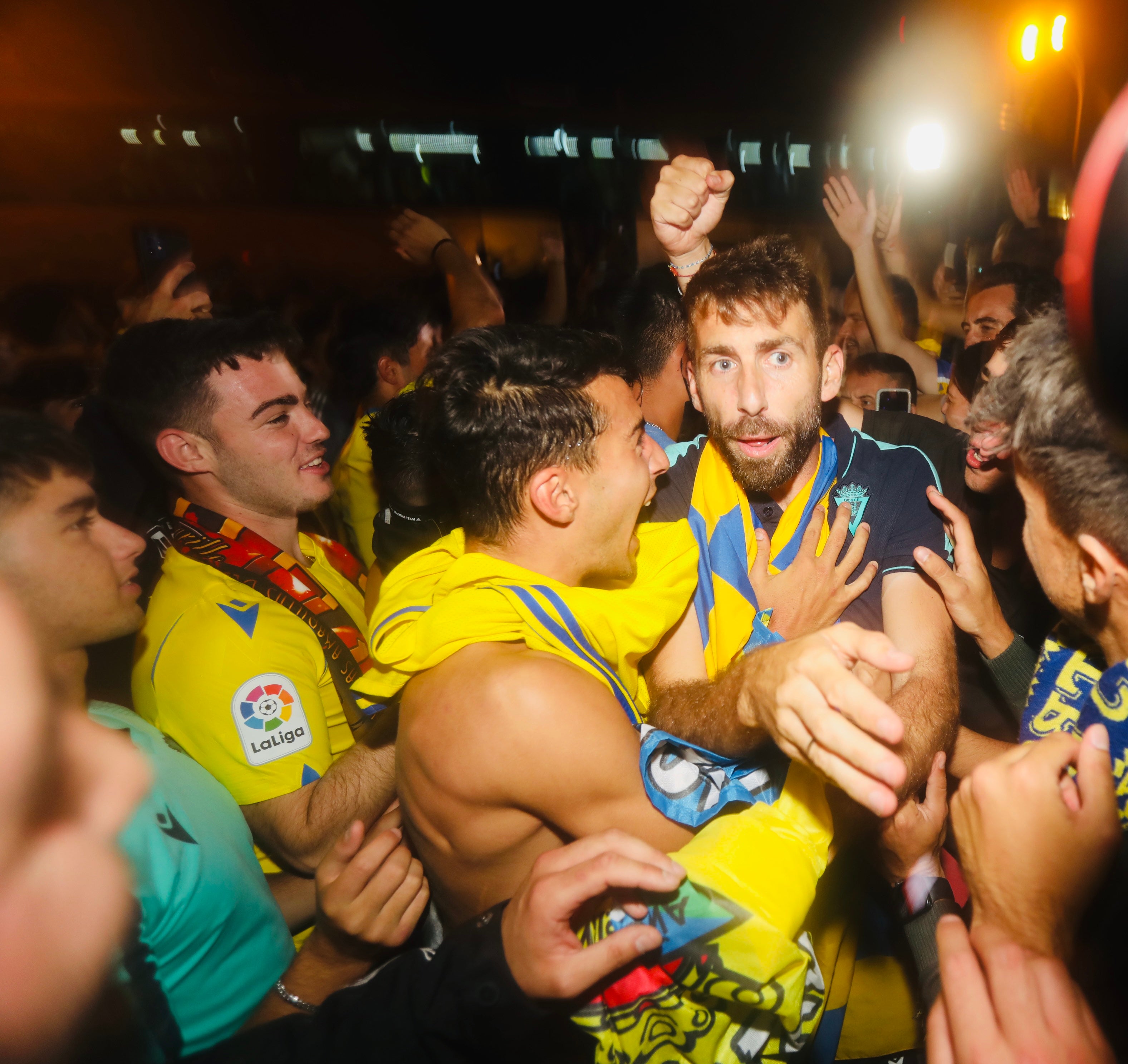 La celebración del Cádiz CF con su afición en imágenes