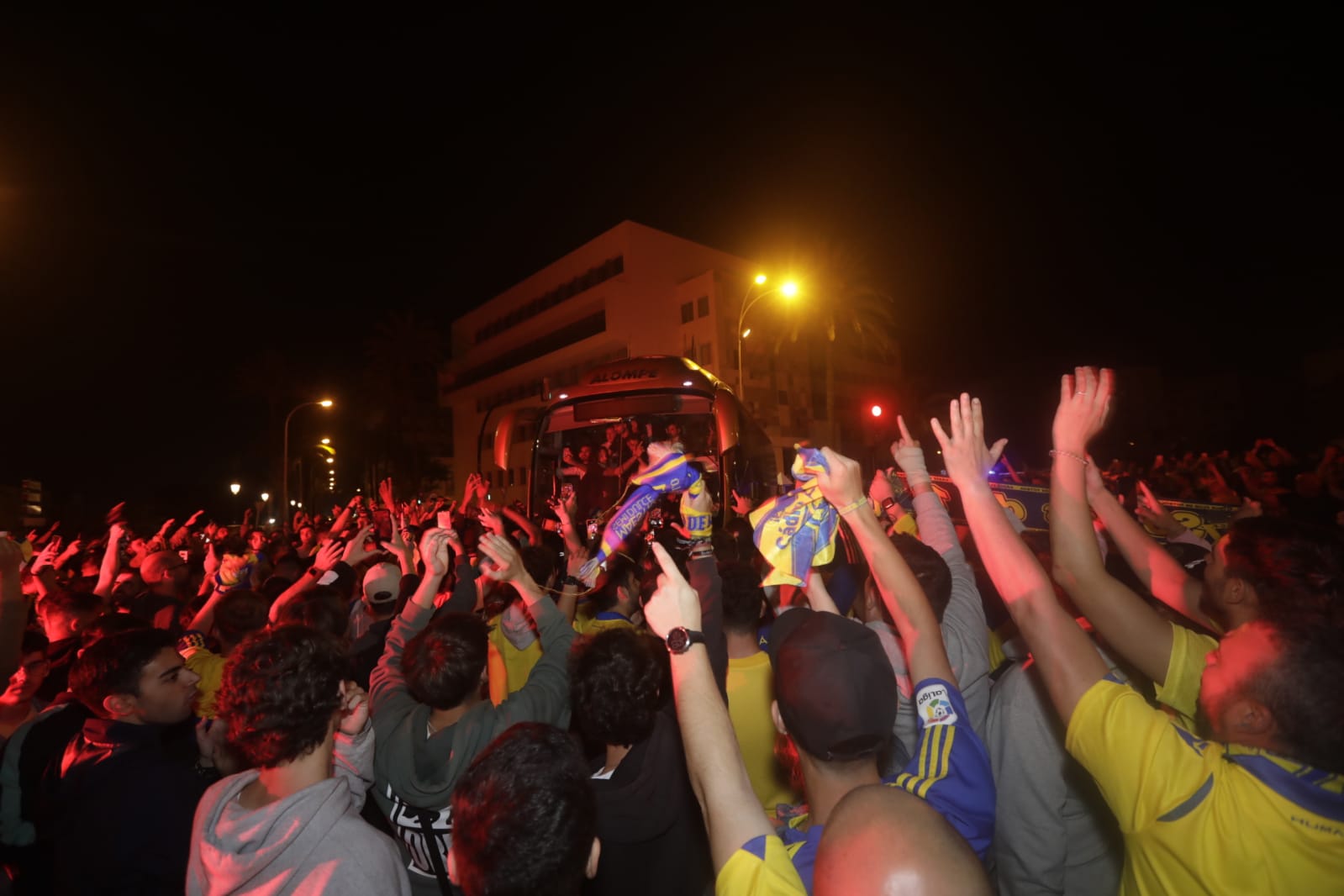 La celebración del Cádiz CF con su afición en imágenes