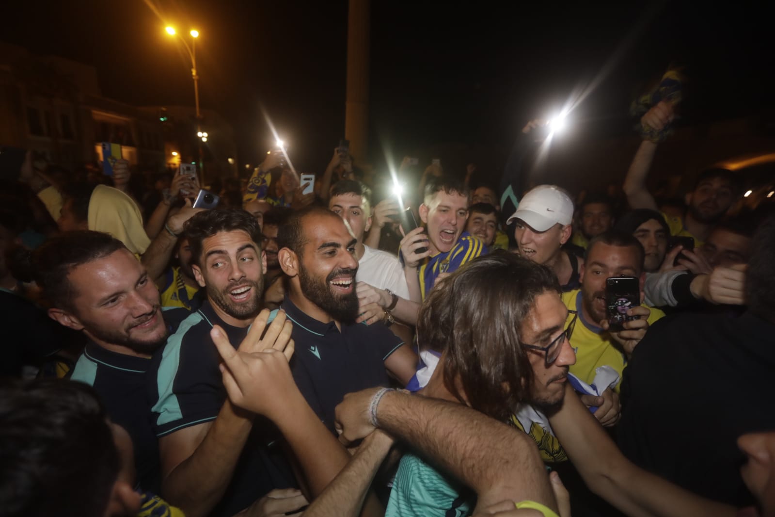 La celebración del Cádiz CF con su afición en imágenes